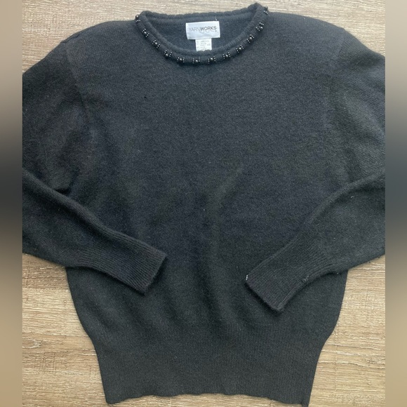 Yarnworks Sweater Black Wool Beaded Size Large - Picture 1 of 5